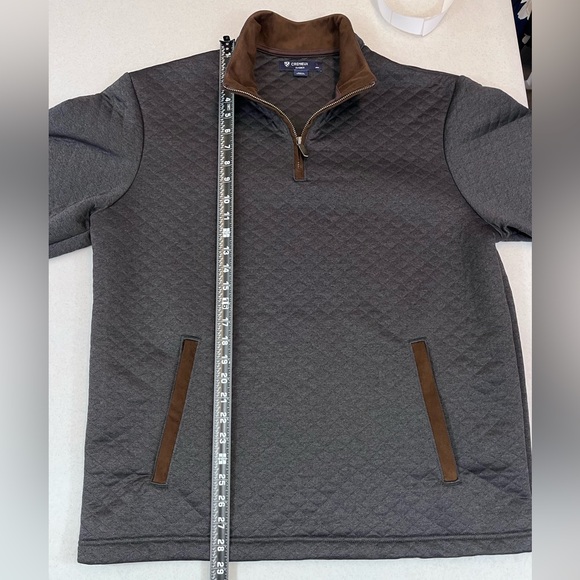 Cremieux Men’s 1/4 Zip Quilted Dark Gray Pullover. Large. - Picture 6 of 9